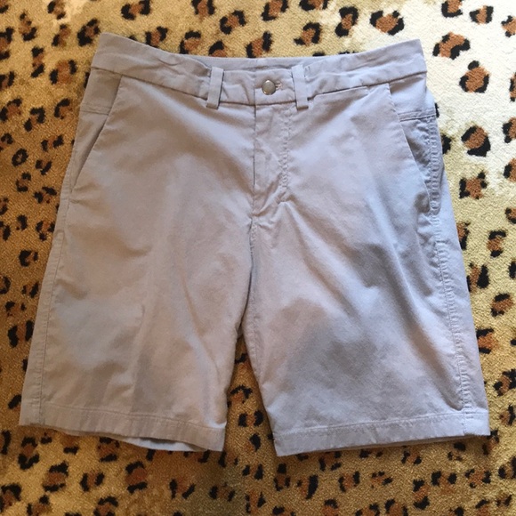 LULULEMON athletica Gray Flat Front Men Shorts - Picture 1 of 4
